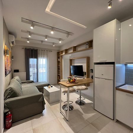 P Deluxe Suites 7 Thessaloníki Exteriör bild